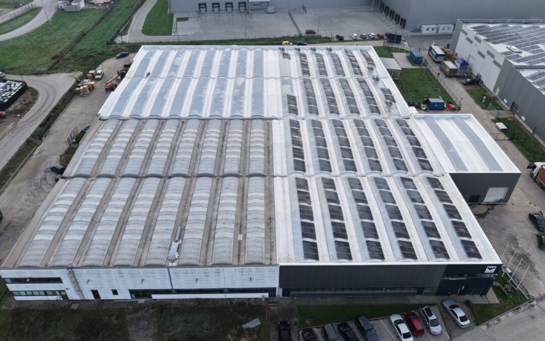 Industrial rooftop PV system in Radinovo with Jinko Solar modules