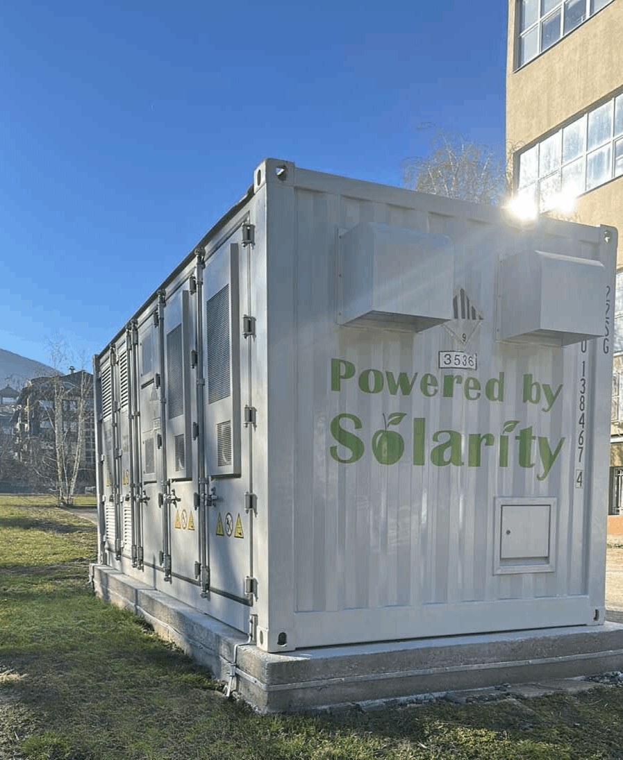 Containerized battery energy storage system powered by Solarity